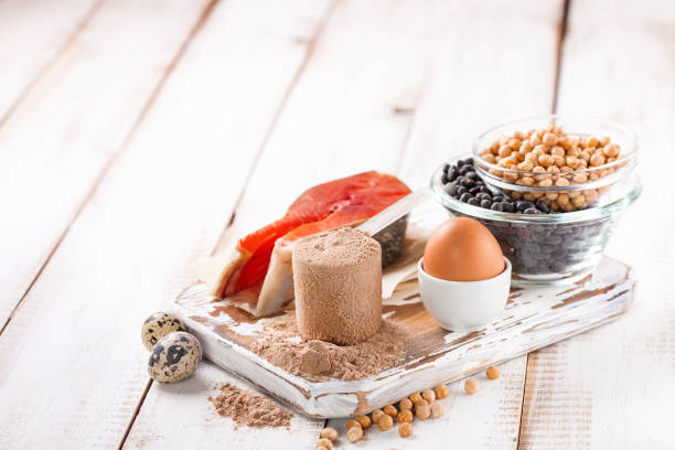 Varied protein sources including legumes, eggs, and fish